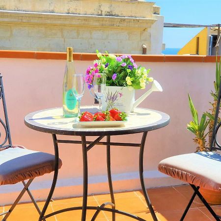 Una Terrazza Per Due Syracuse Exterior photo