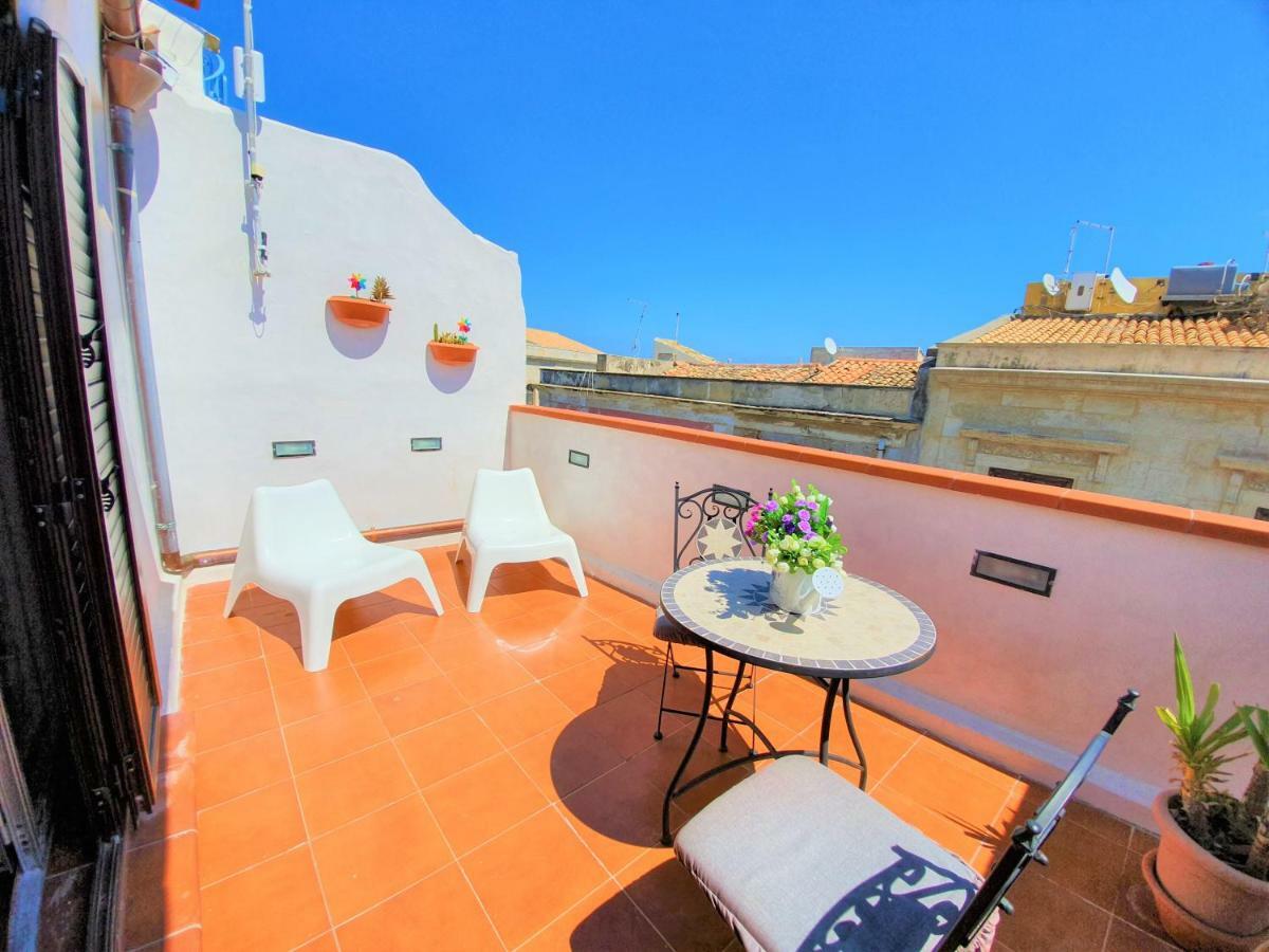 Una Terrazza Per Due Syracuse Exterior photo