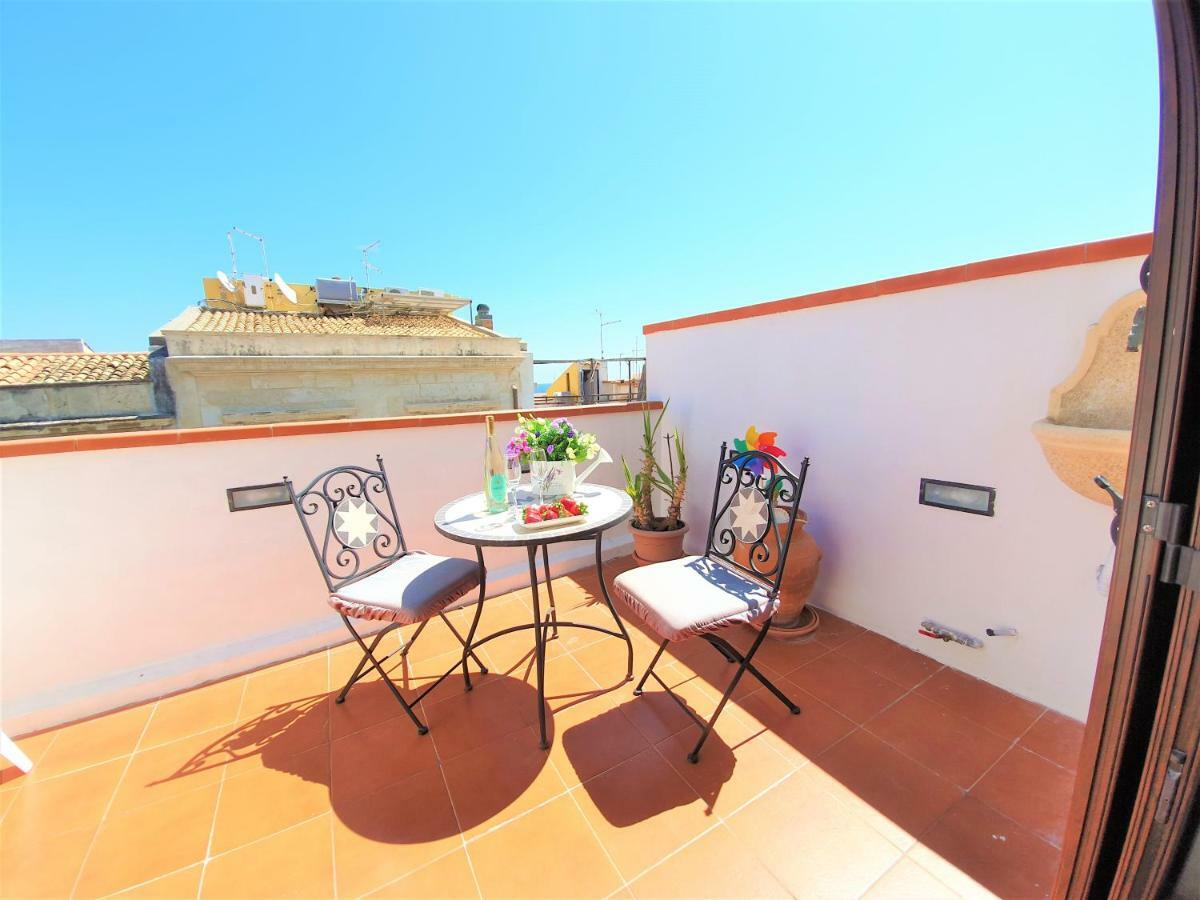 Una Terrazza Per Due Syracuse Exterior photo